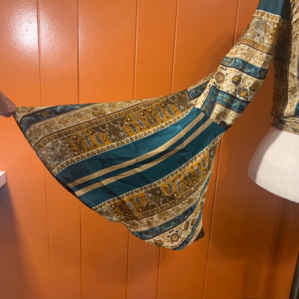 Cider Teal and Gold Patterned Wrap Blouse - Picture 10 of 11